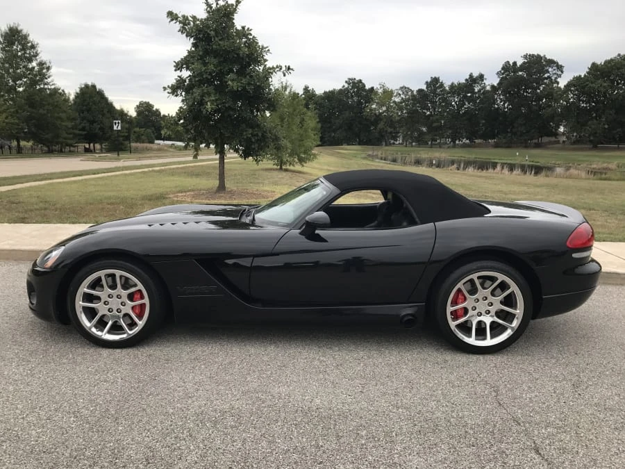 2003 Dodge Viper 3rd Gen - Image 9 of 10
