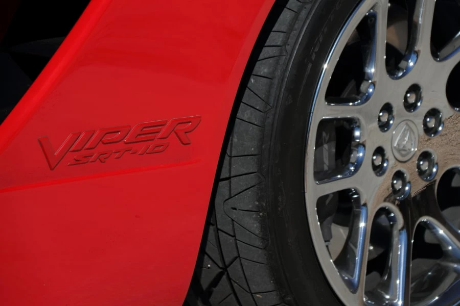 2003 Dodge Viper 3rd Gen - Image 13 of 31