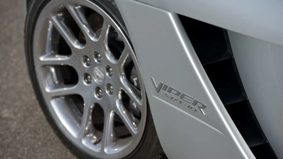2003 Dodge Viper 3rd Gen - Image 14 of 20