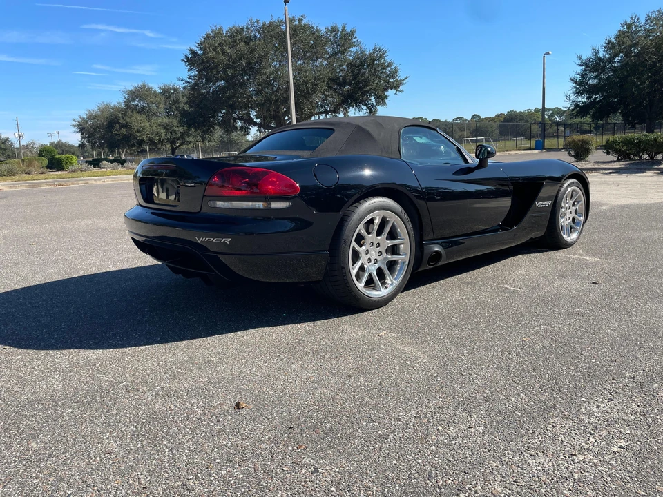 2003 Dodge Viper 3rd Gen - Image 21 of 31