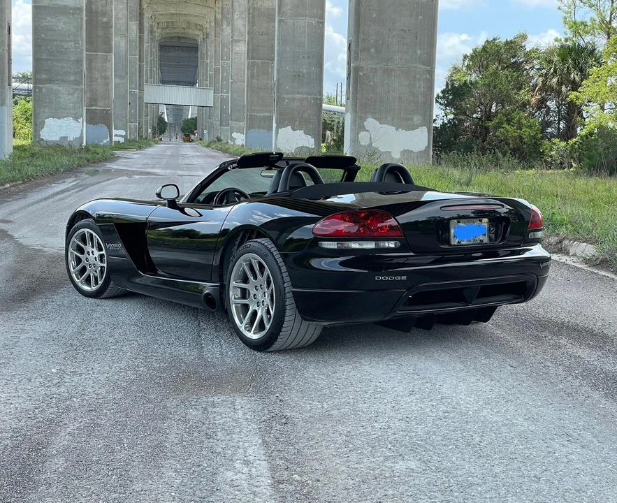 2003 Dodge Viper 3rd Gen - Image 9 of 31