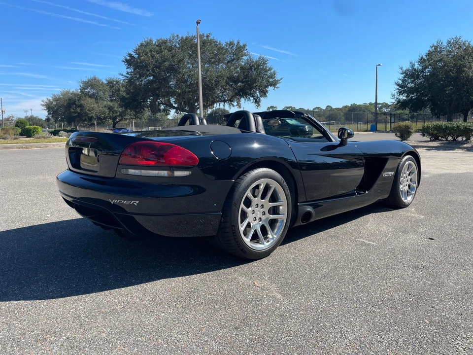2003 Dodge Viper 3rd Gen - Image 11 of 31