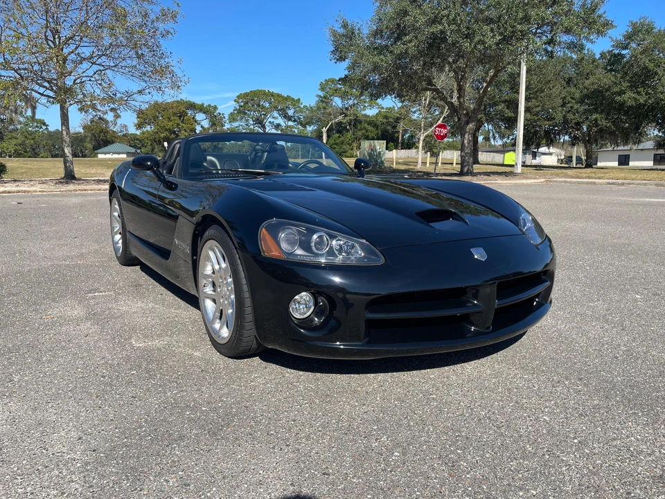 2003 Dodge Viper 3rd Gen - Image 15 of 31