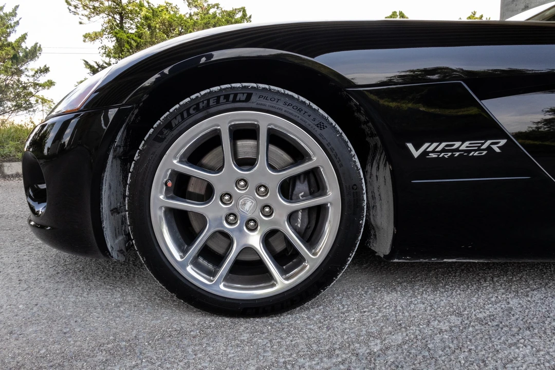 2003 Dodge Viper 3rd Gen - Image 26 of 31
