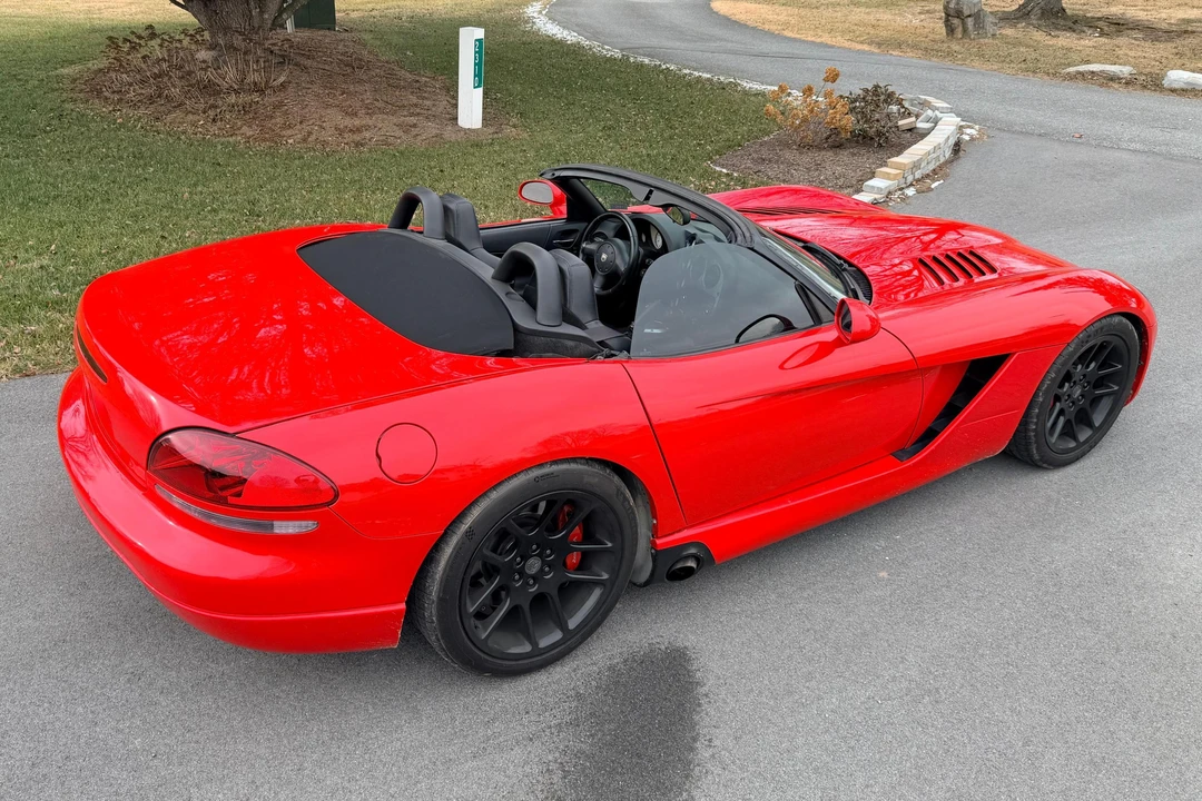 2003 Dodge Viper 3rd Gen - Image 15 of 31