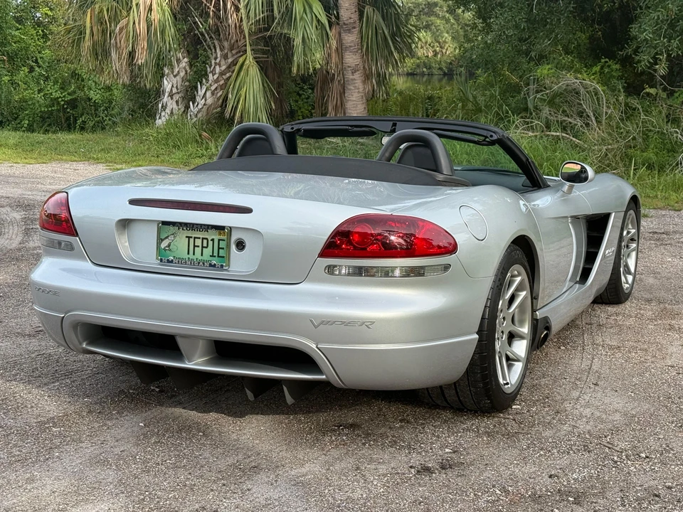 2003 Dodge Viper 3rd Gen - Image 15 of 31