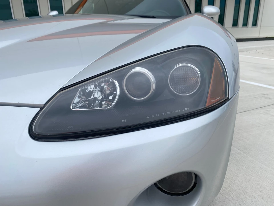 2003 Dodge Viper 3rd Gen - Image 18 of 31