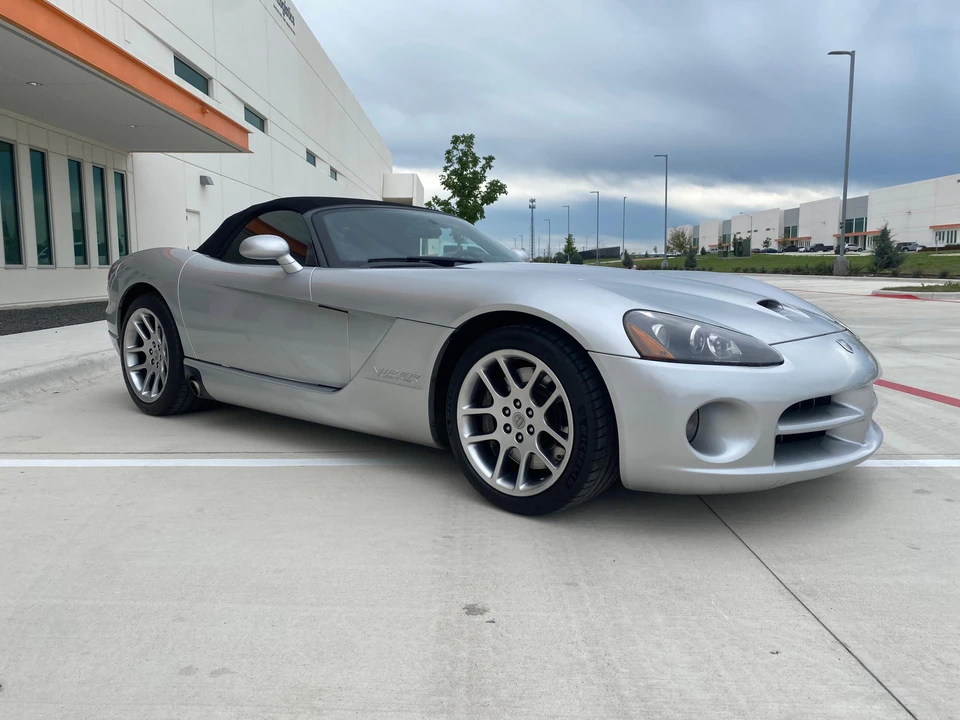 2003 Dodge Viper 3rd Gen - Image 16 of 31