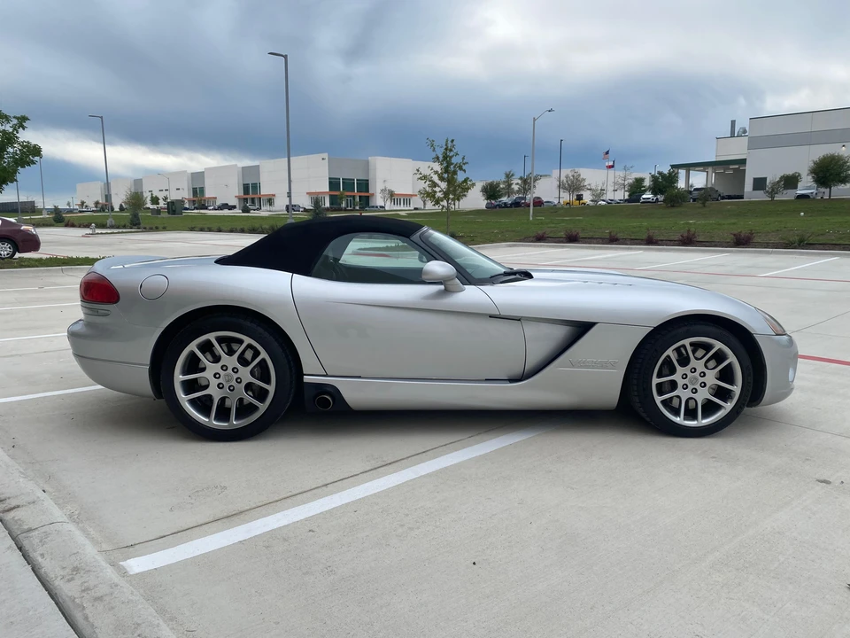 2003 Dodge Viper 3rd Gen - Image 15 of 31