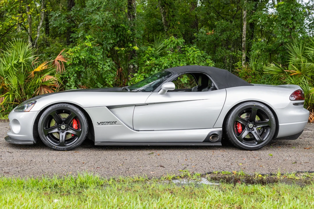 2003 Dodge Viper 3rd Gen - Image 3 of 31