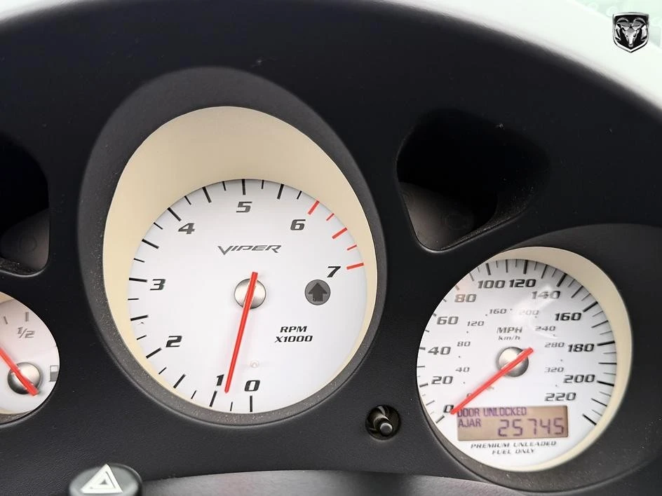 2003 Dodge Viper 3rd Gen - Image 16 of 31
