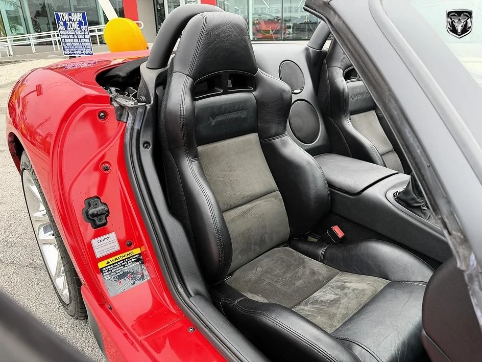2003 Dodge Viper 3rd Gen - Image 23 of 31