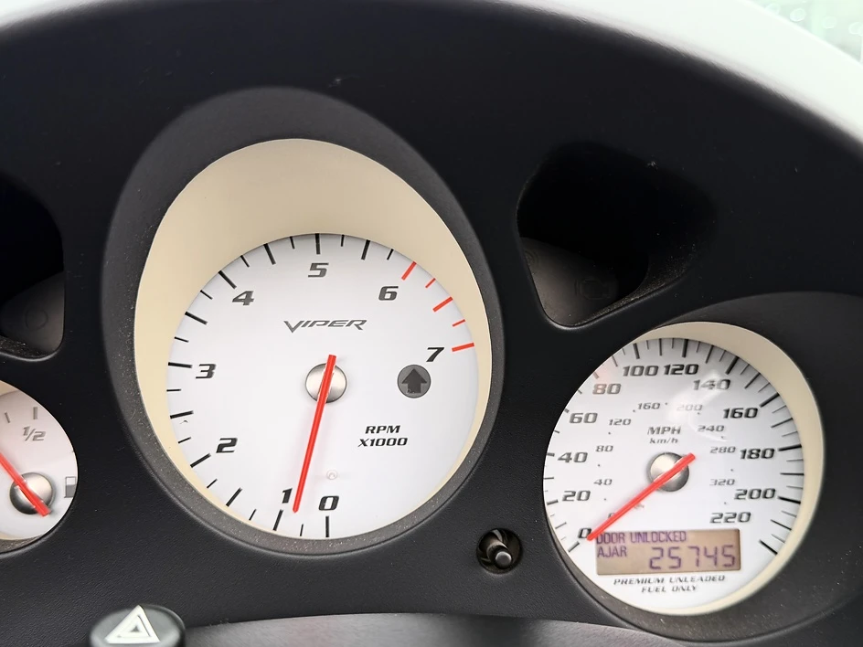2003 Dodge Viper 3rd Gen - Image 17 of 31