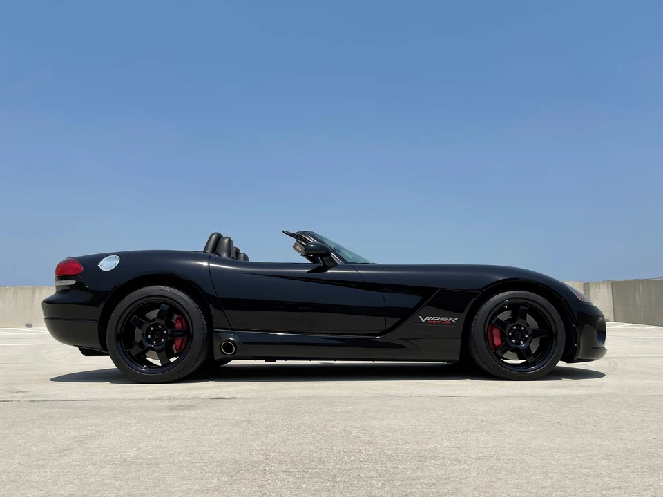 2003 Dodge Viper 3rd Gen - Image 14 of 31