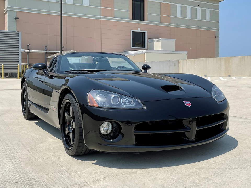 2003 Dodge Viper 3rd Gen - Image 17 of 31