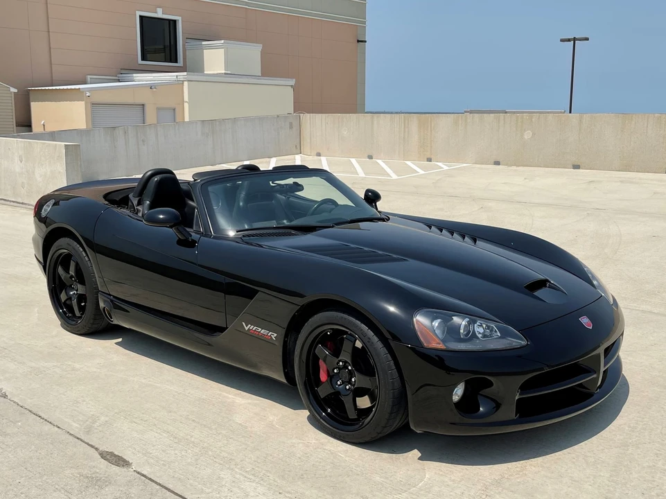 2003 Dodge Viper 3rd Gen - Image 16 of 31