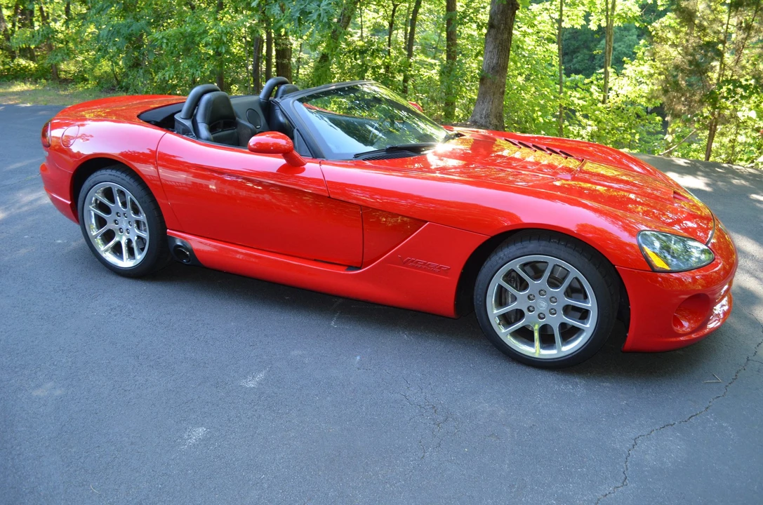 2003 Dodge Viper 3rd Gen - Image 9 of 31