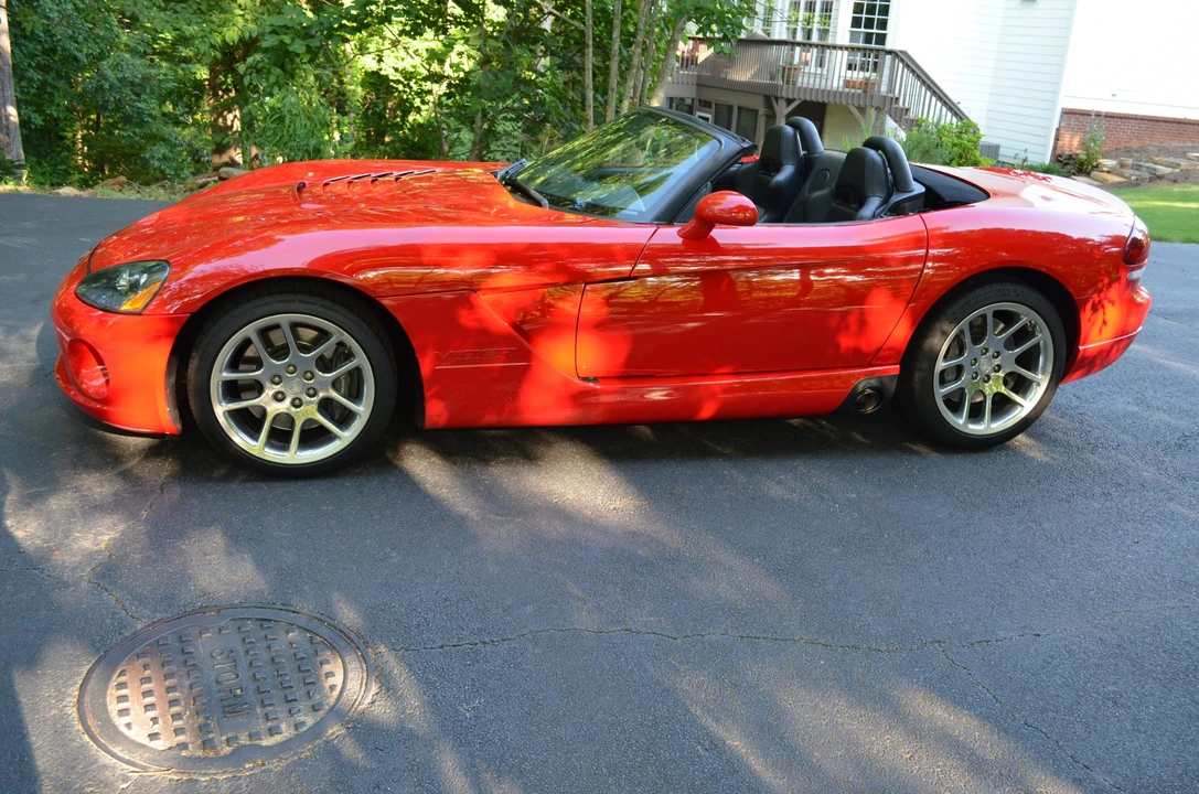 2003 Dodge Viper 3rd Gen - Image 16 of 31