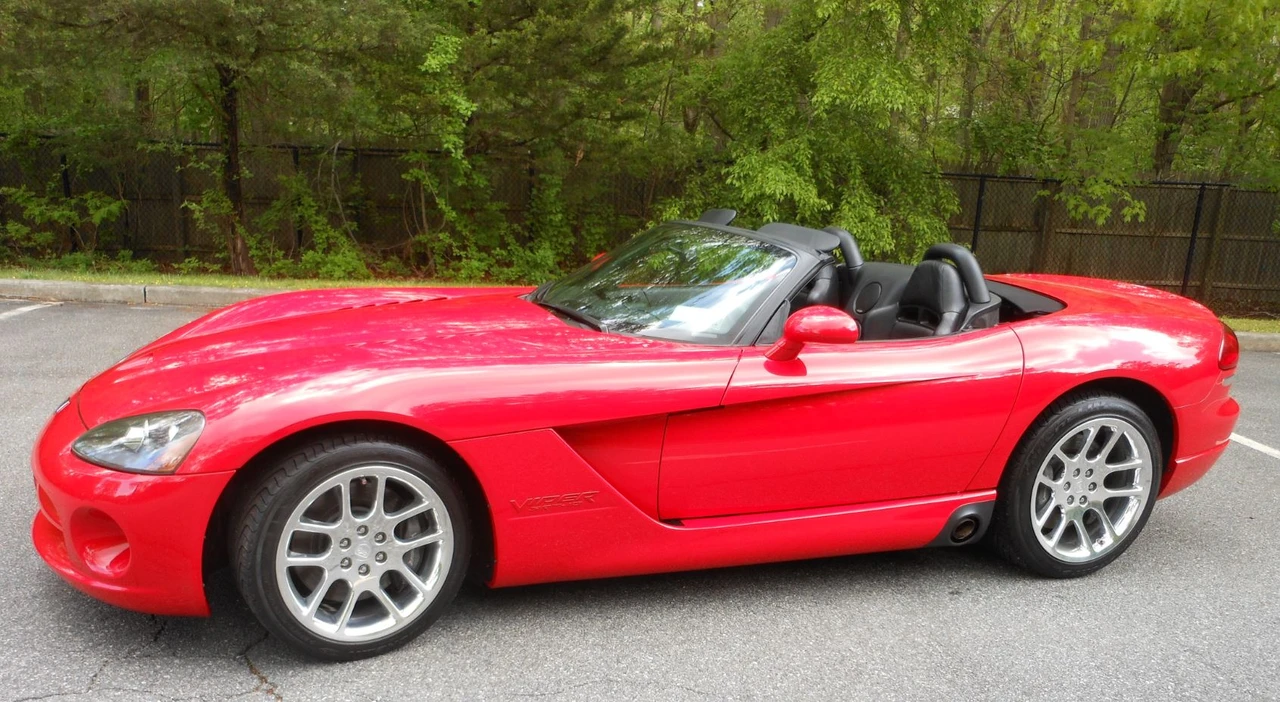 2003 Dodge Viper 3rd Gen - Image 17 of 31