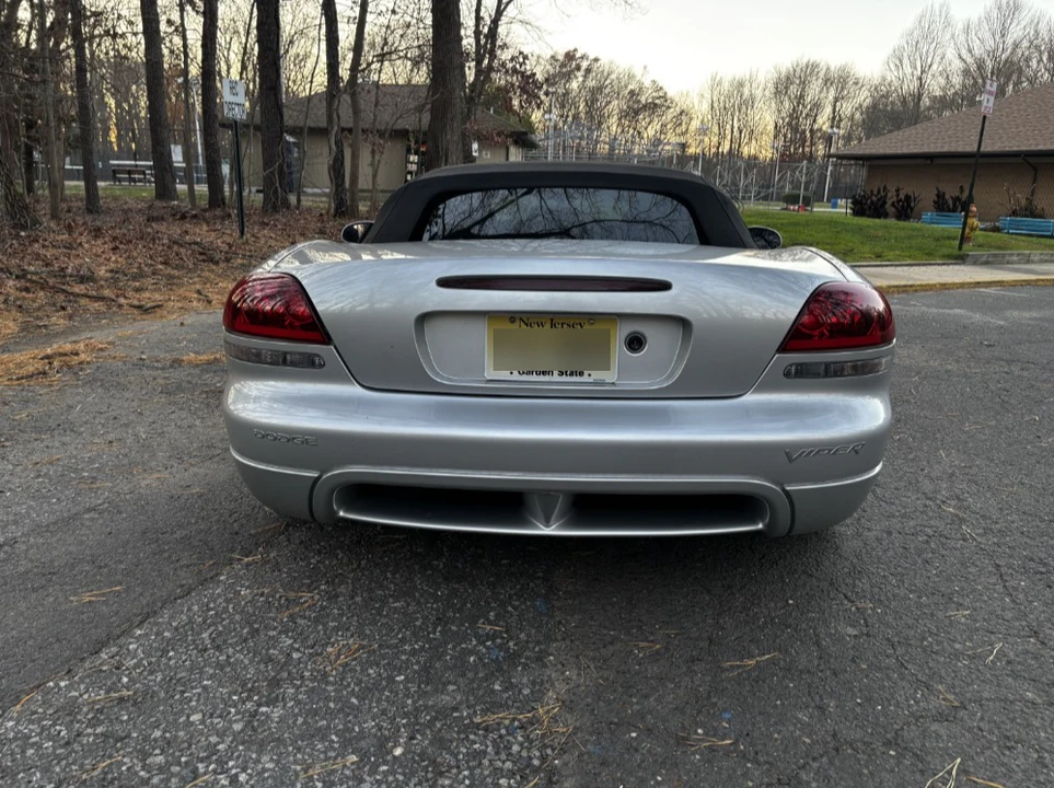 2003 Dodge Viper 3rd Gen - Image 3 of 7