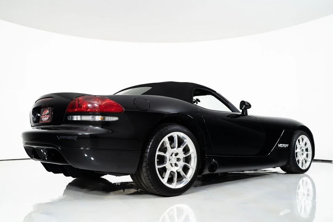 2003 Dodge Viper 3rd Gen - Image 12 of 21