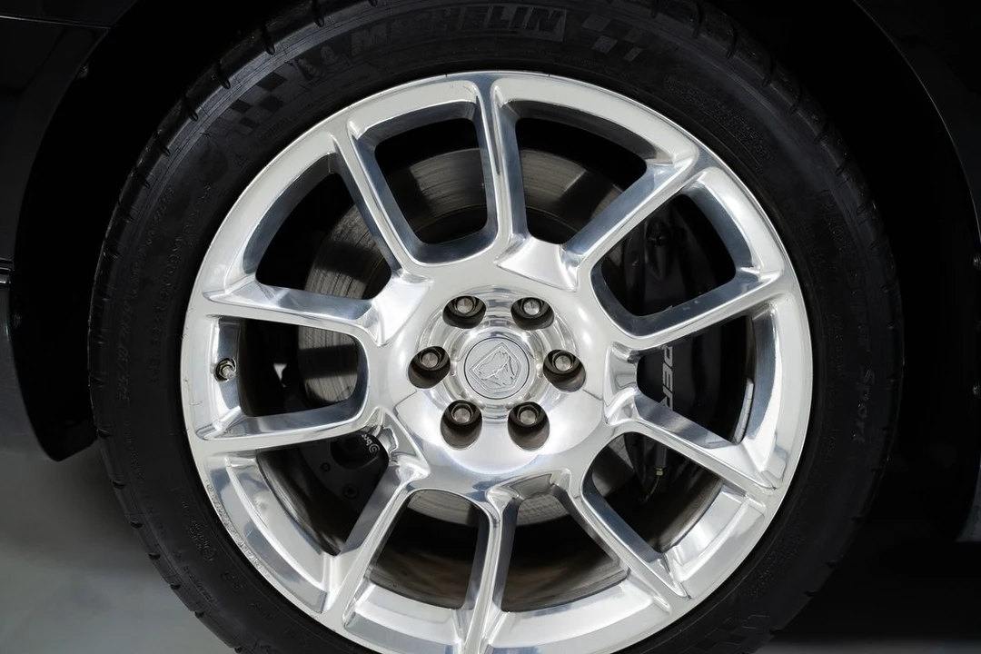 2003 Dodge Viper 3rd Gen - Image 17 of 21
