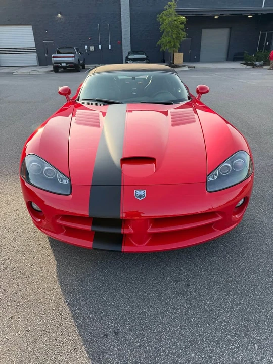 2003 Dodge Viper 3rd Gen - Image 2 of 11