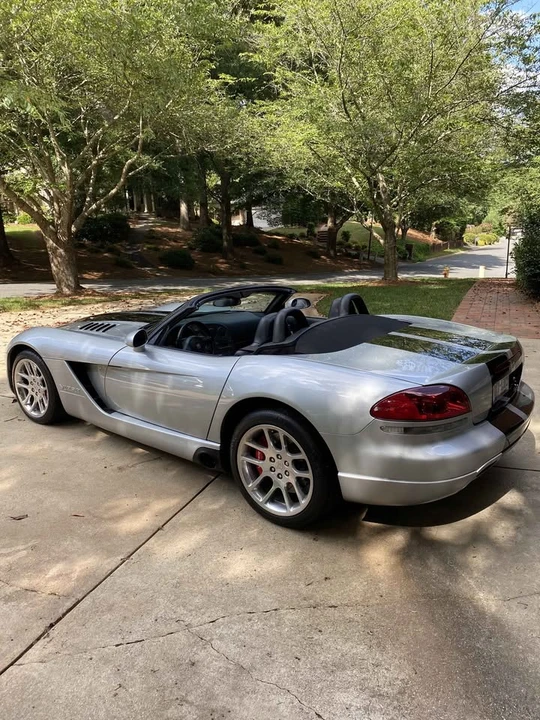 2003 Dodge Viper 3rd Gen - Image 2 of 4