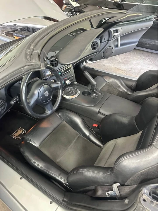 2003 Dodge Viper 3rd Gen - Image 14 of 20