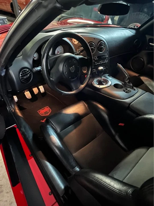 2003 Dodge Viper 3rd Gen - Image 2 of 10