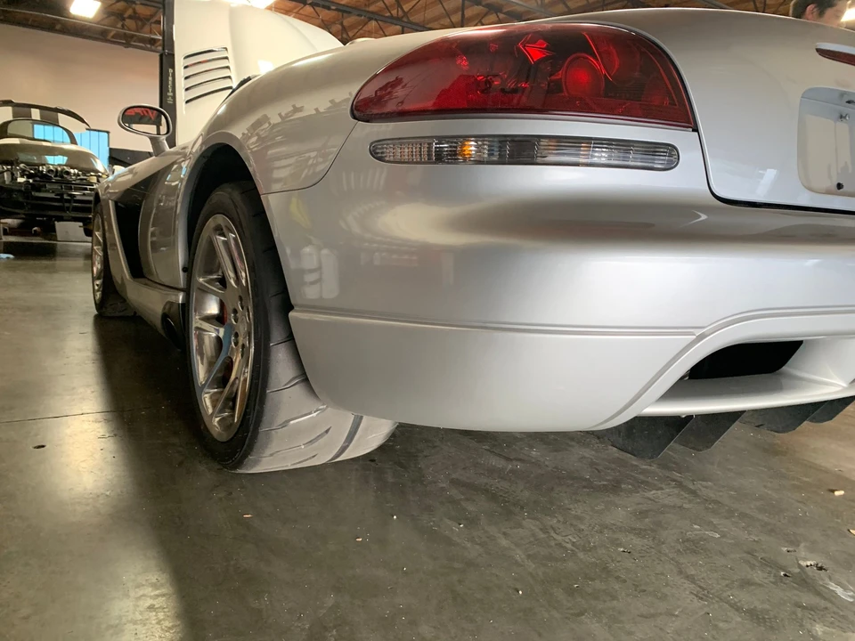 2001 Dodge Viper 2nd Gen - Image 3 of 10