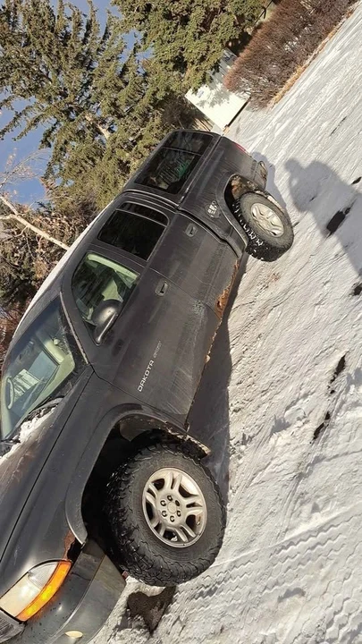 2003 Dodge Dakota 2nd Gen - Image 2 of 7