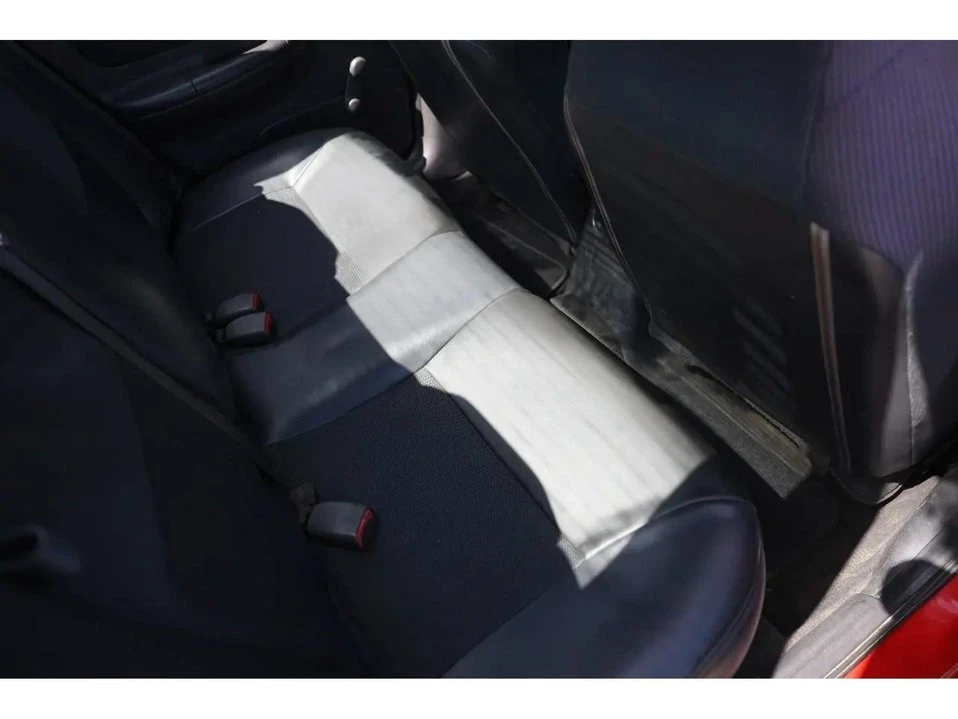 2003 Dodge Neon - Image 12 of 20