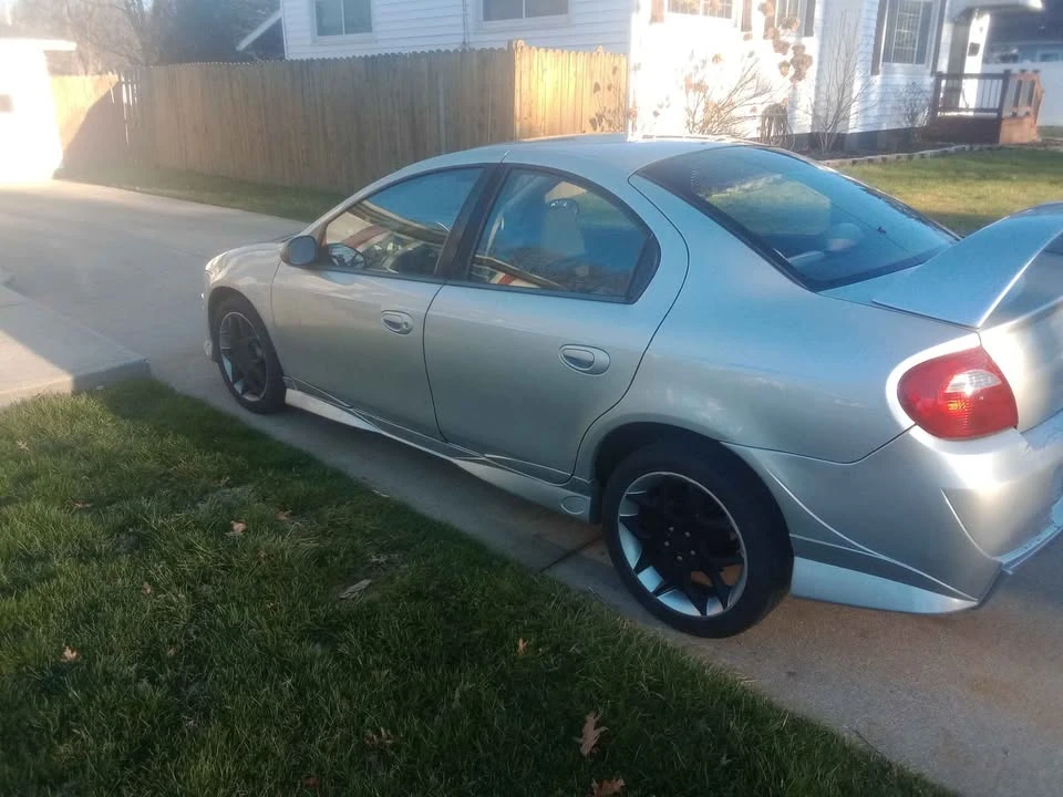 2003 Dodge Neon - Image 3 of 8