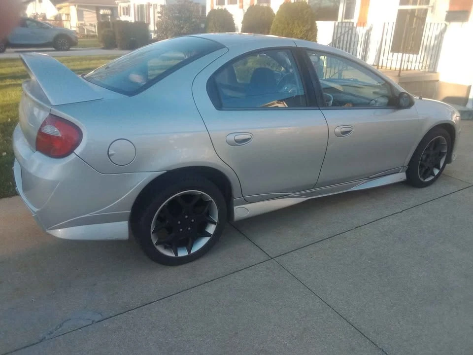 2003 Dodge Neon - Image 2 of 8