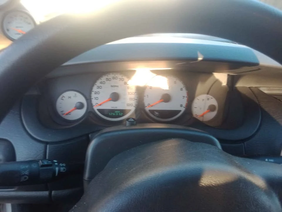 2003 Dodge Neon - Image 4 of 8