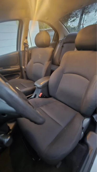 2003 Dodge Neon - Image 12 of 16