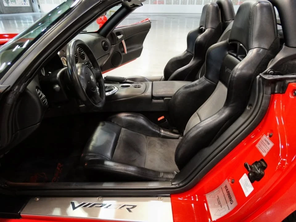 2003 Dodge Viper 3rd Gen - Image 12 of 19