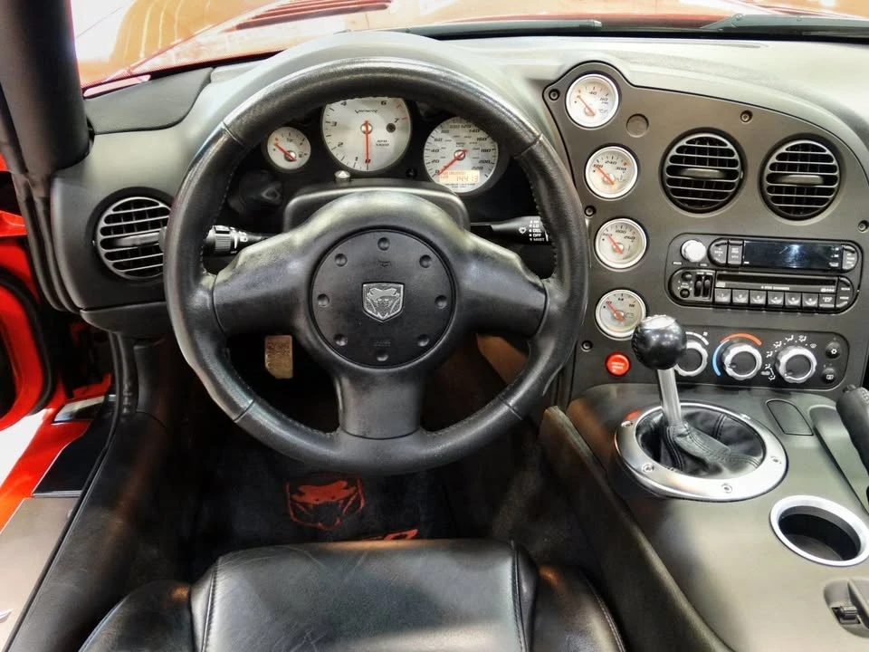 2003 Dodge Viper 3rd Gen - Image 14 of 19