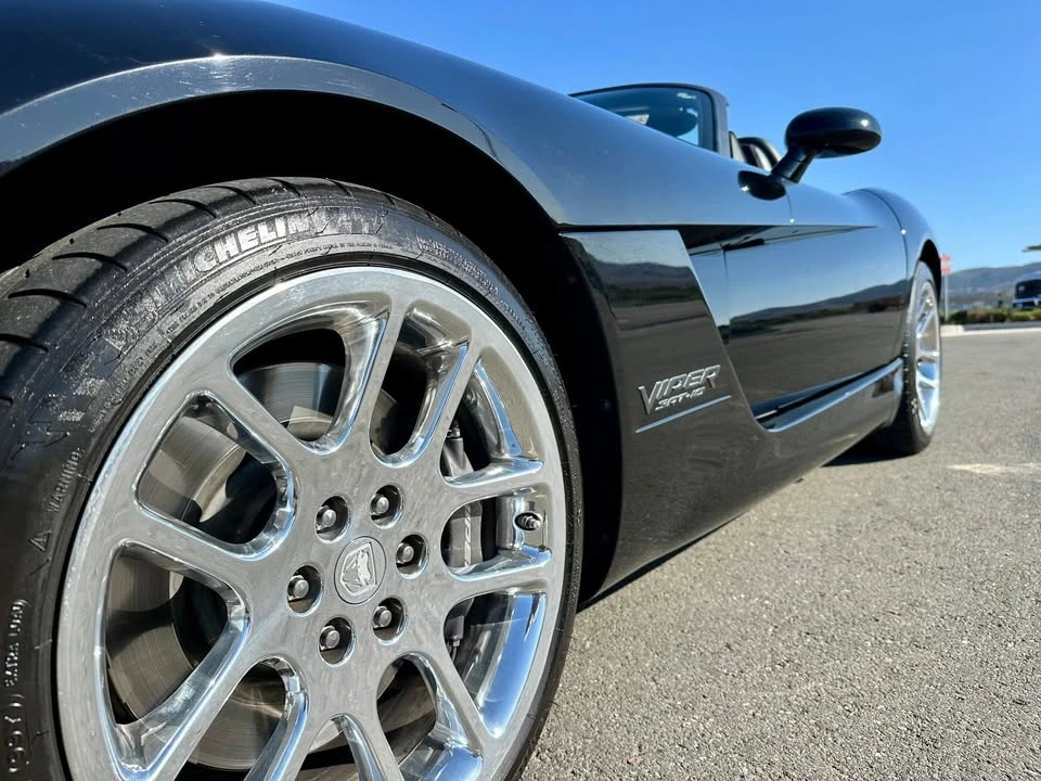 2003 Dodge Viper 3rd Gen - Image 19 of 20