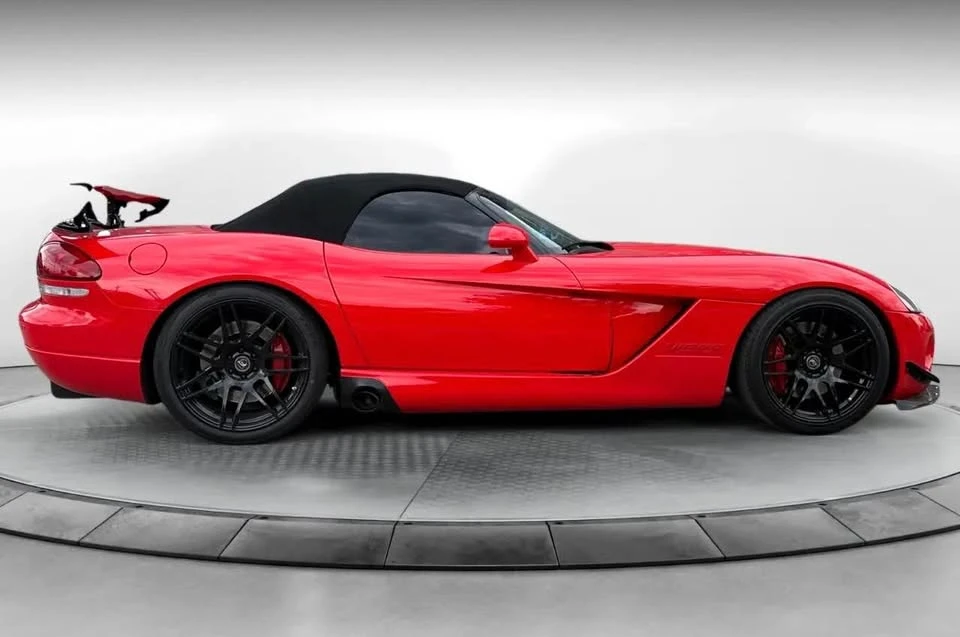 2003 Dodge Viper 3rd Gen - Image 5 of 11