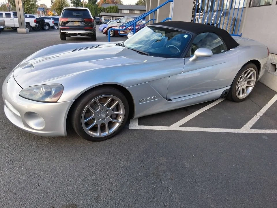 2003 Dodge Viper 3rd Gen - Image 2 of 8