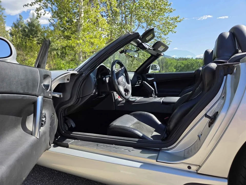 2003 Dodge Viper 3rd Gen - Image 8 of 11