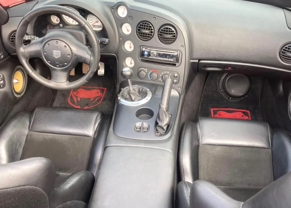2003 Dodge Viper 3rd Gen - Image 8 of 18
