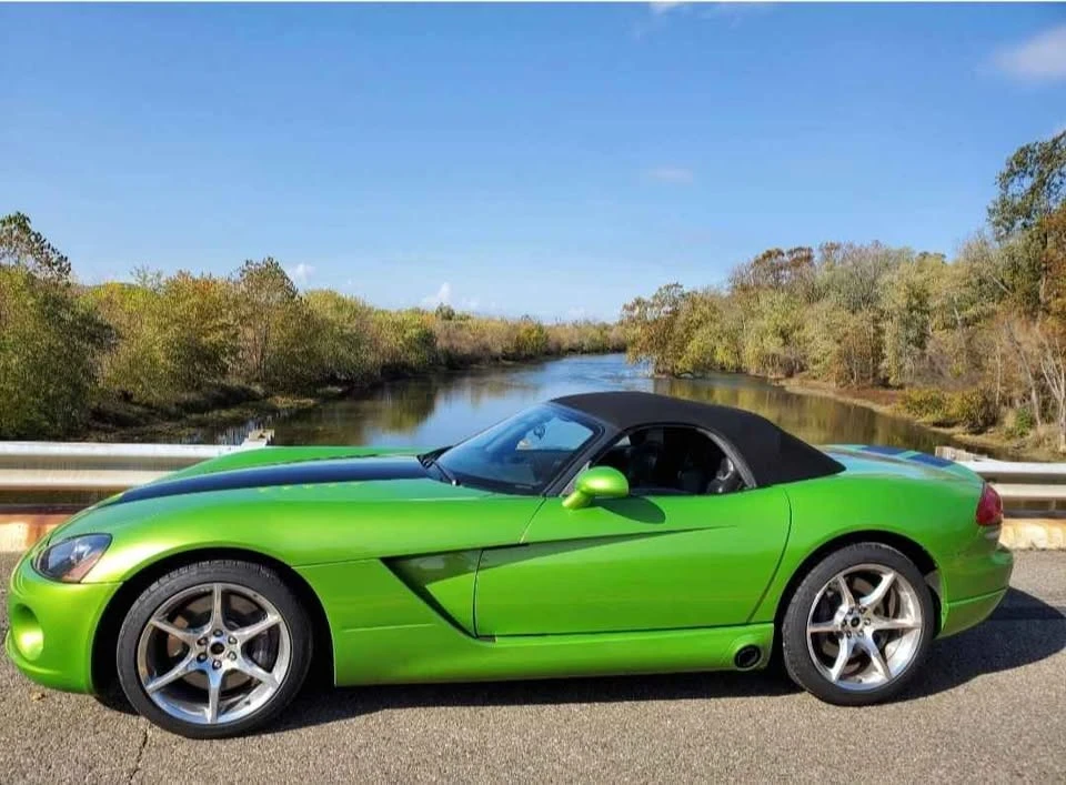 2003 Dodge Viper 3rd Gen - Image 2 of 17