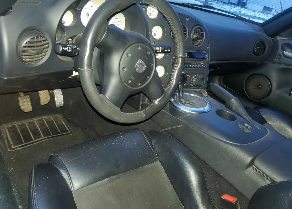 2003 Dodge Viper 3rd Gen - Image 10 of 17