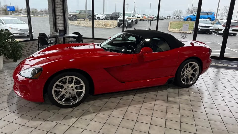 2003 Dodge Viper 3rd Gen - Image 2 of 4