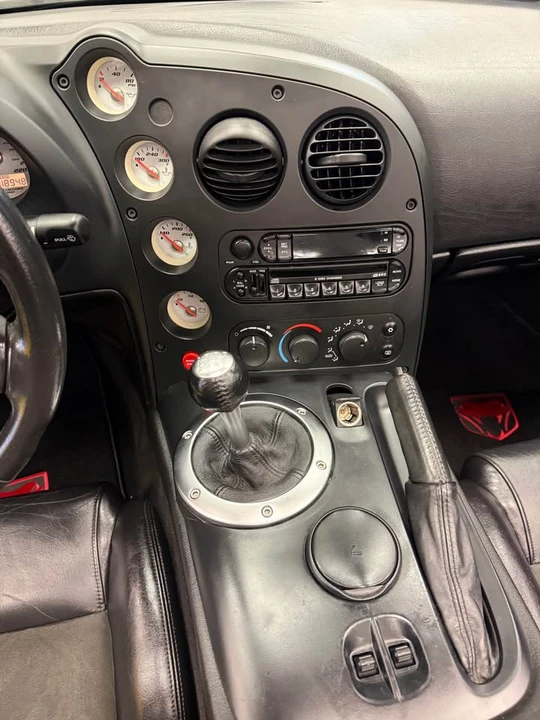 2003 Dodge Viper 3rd Gen - Image 10 of 19