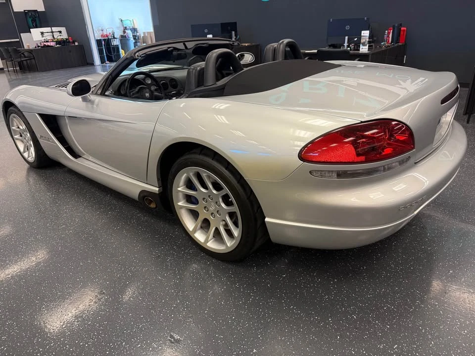 2003 Dodge Viper 3rd Gen - Image 5 of 19