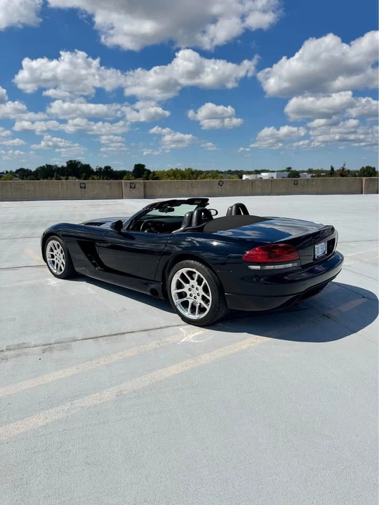 2003 Dodge Viper 3rd Gen - Image 2 of 14
